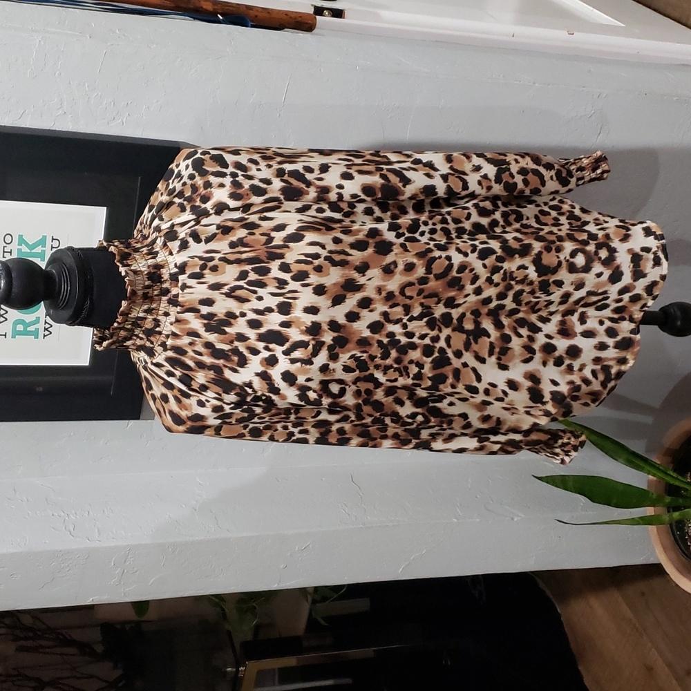 Chico's size 1 Leopard Turtle Neck Blouse